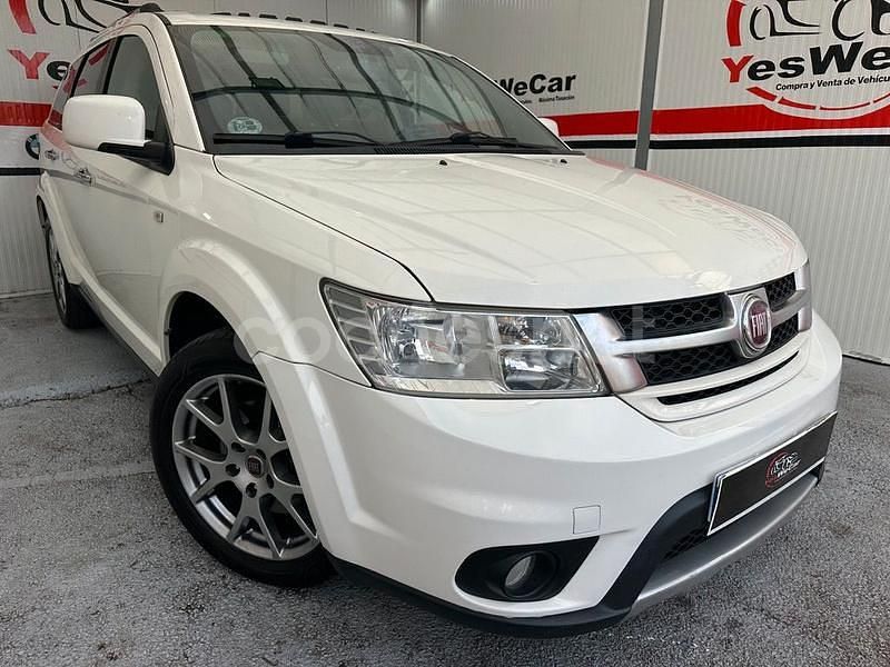 Usado Fiat Freemont Urban 170 CV (125 kW) 2012 Blanco SUV