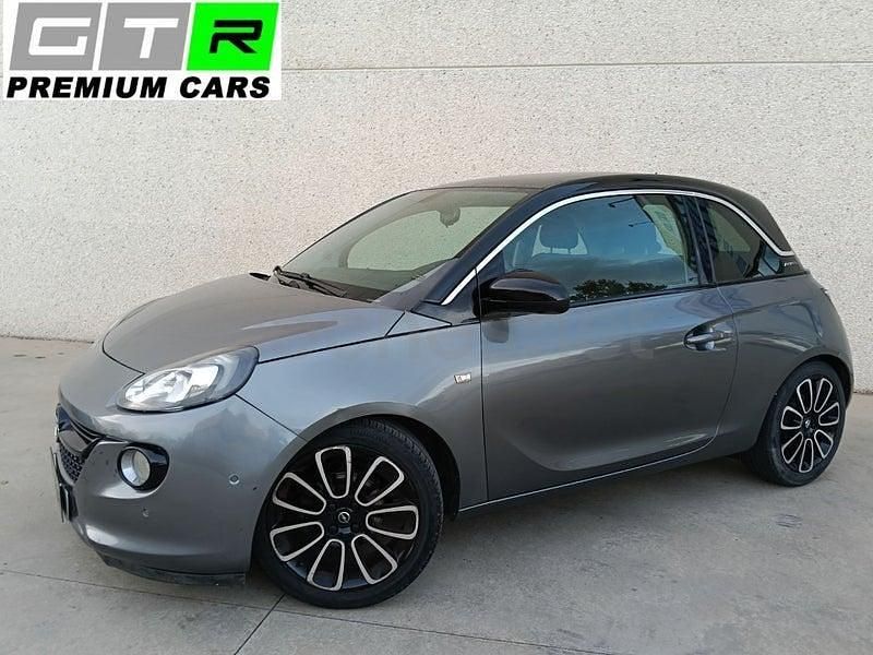 Usado Opel Adam Glam 100 CV (73 kW) 2018 Gris / plata Utilitario
