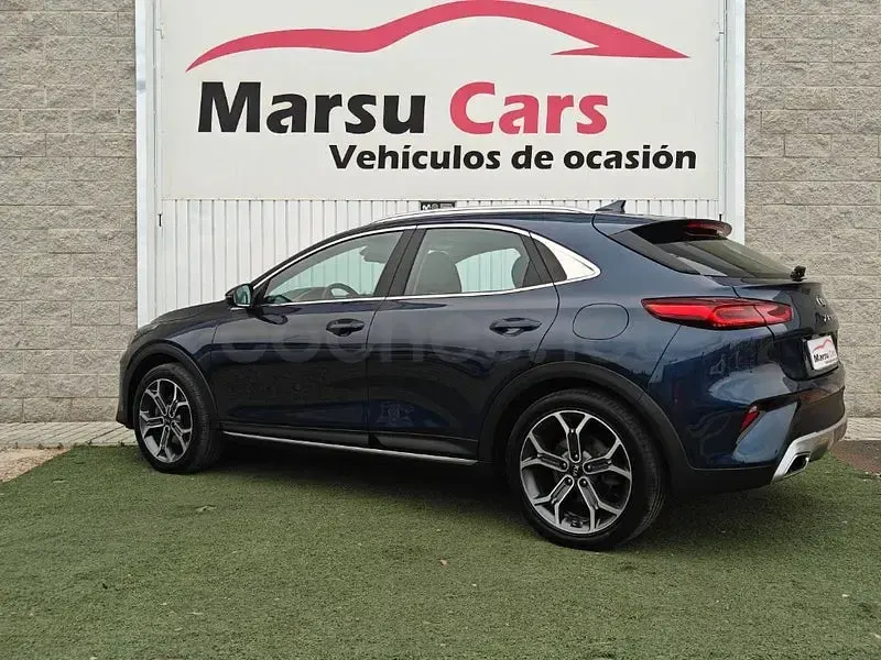 Usado Kia XCeed 115 CV (84 kW) 2019 Azul SUV