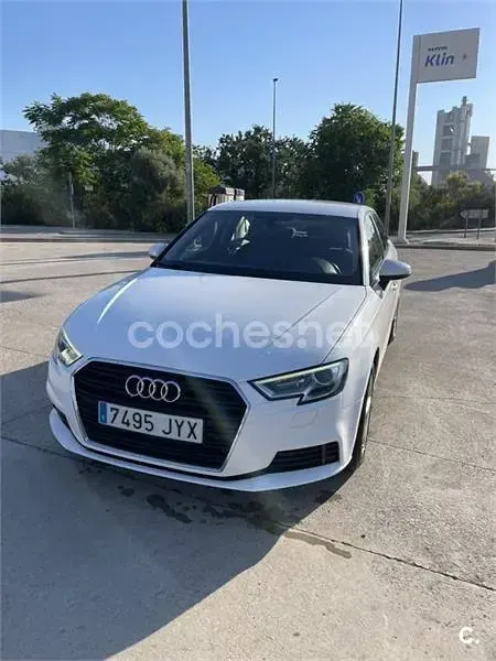 Usado Audi A3 110 CV (80 kW) 2017 Blanco Berlina