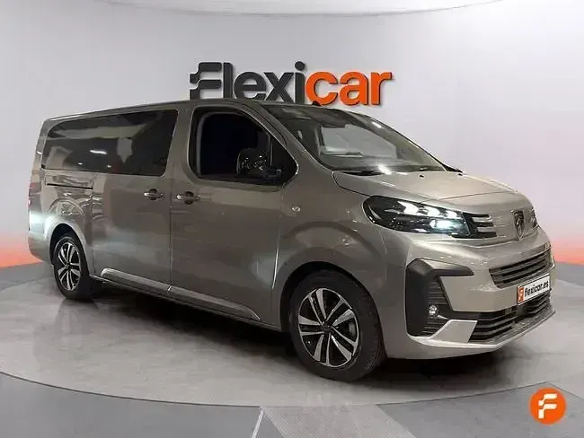 Begagnad Peugeot Traveller Business-Line 180 HK (132 kW) 2024 Grå Minibuss
