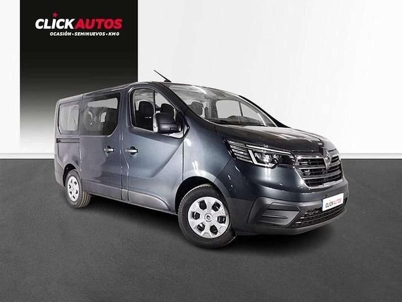 Usado Renault Trafic 110 CV (80 kW) 2023 Gris Monovolumen