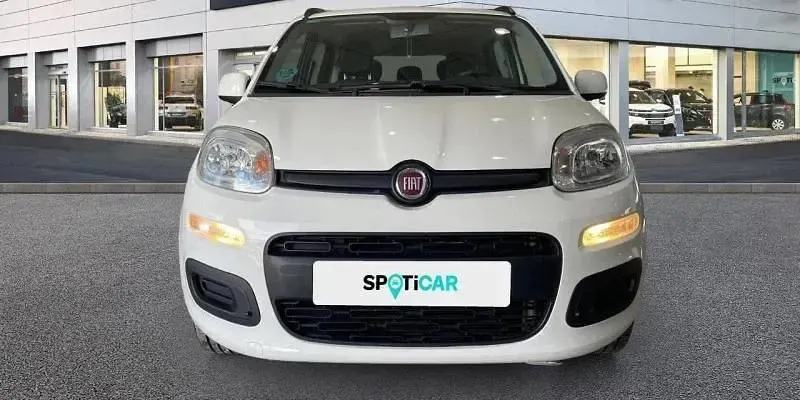 Usado Fiat Panda Lounge 69 CV (50 kW) 2019 Blanco Utilitario