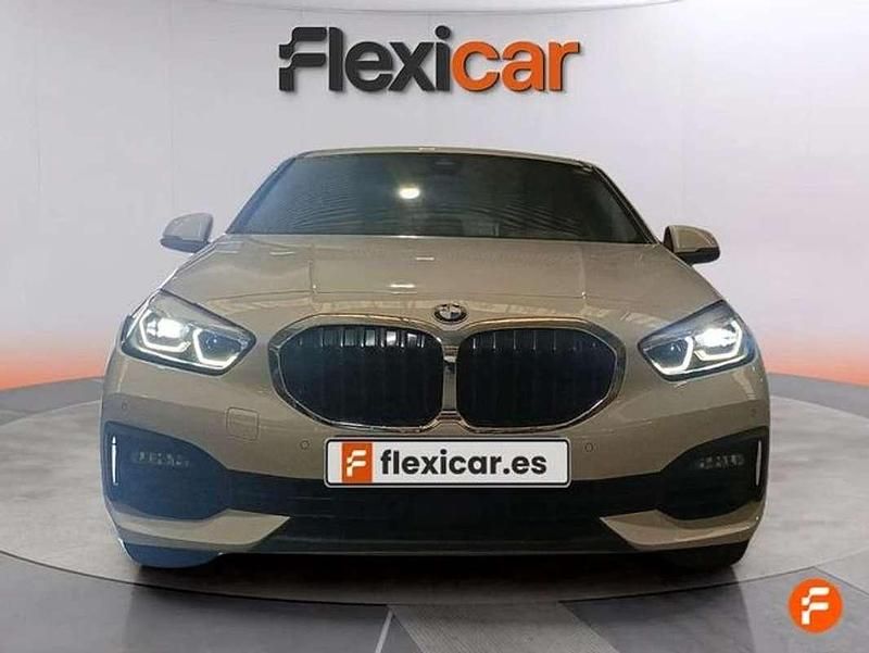 Usado BMW 118 140 CV (102 kW) 2020 Blanco Utilitario