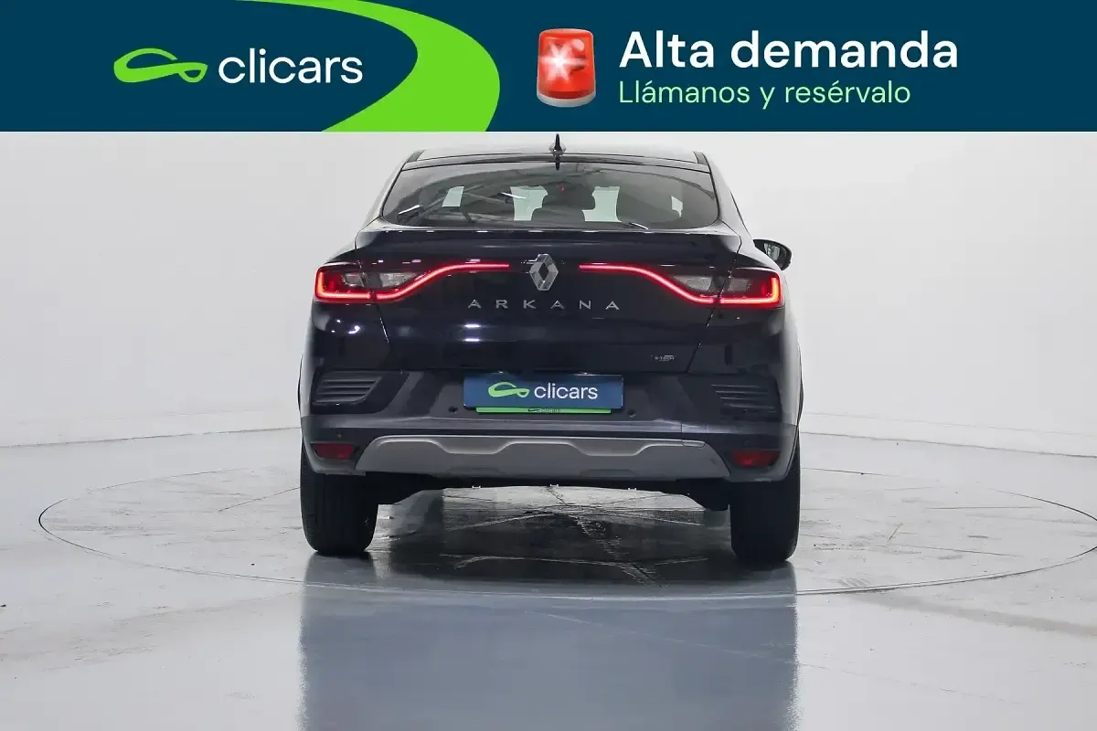 Usado Renault Arkana Intens 94 CV (69 kW) 2022 Negro SUV