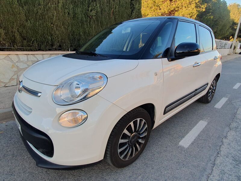 Usado Fiat 500L Pop Star 95 CV (69 kW) 2015 Blanco Monovolumen