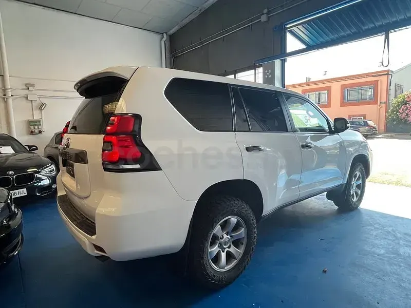 Usado Toyota Land Cruiser 204 CV (150 kW) 2020 Blanco SUV