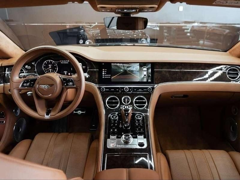 Verde Usado 2021 Bentley Continental GT Coupe | 162.900 € - Imagen 1/1