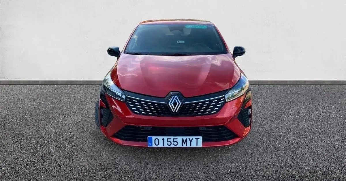 Usado Renault Clio Techno 100 CV (73 kW) 2025 Utilitario