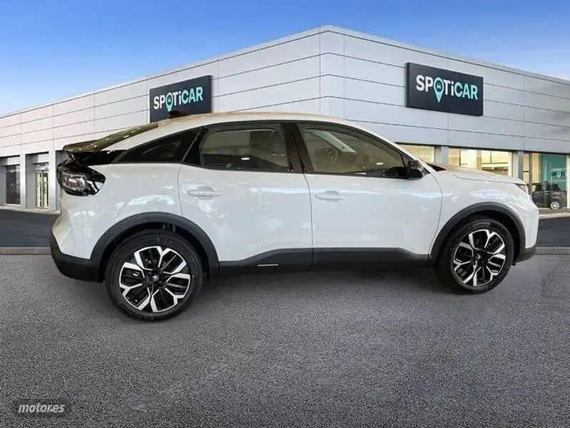 Nuevo Citroën C4 Business Class 136 CV (100 kW) 2026 Blanco SUV