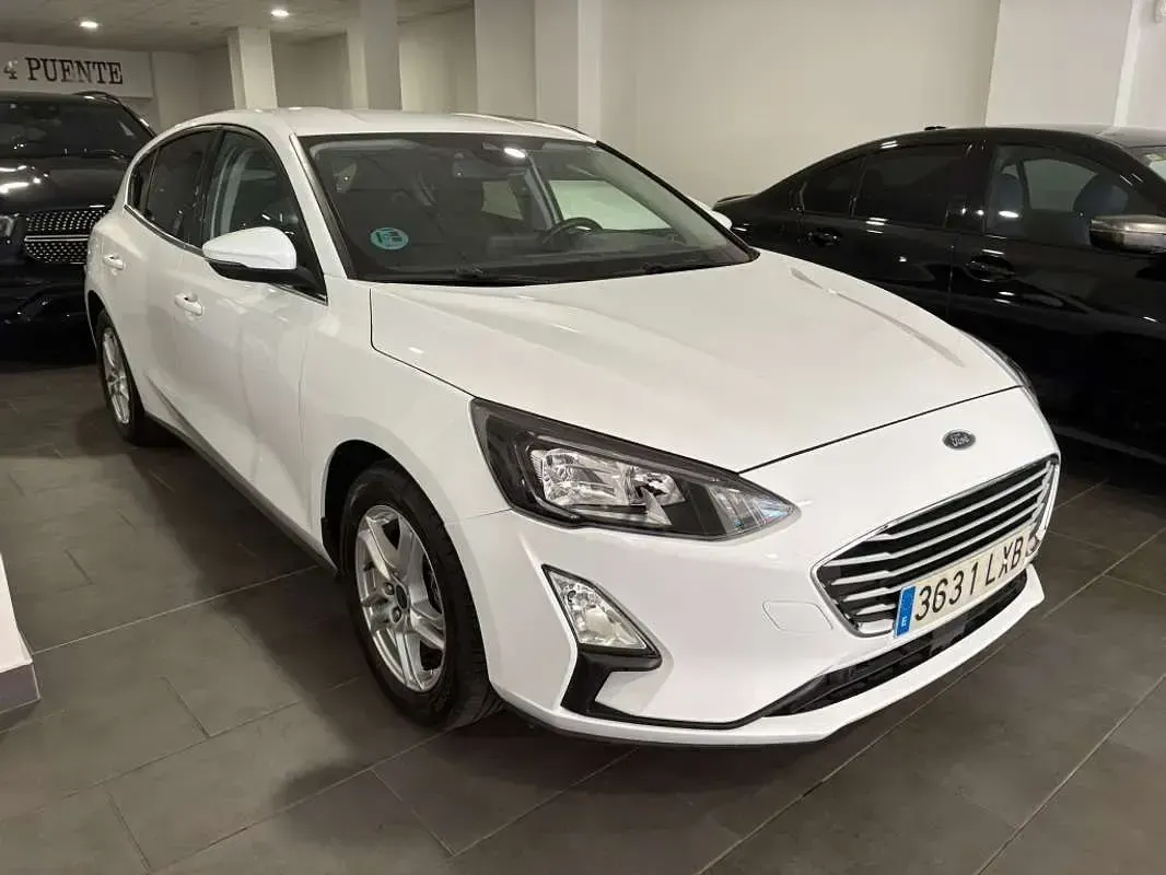 Usado Ford Focus Trend+ 120 CV (88 kW) 2022 Blanco Utilitario