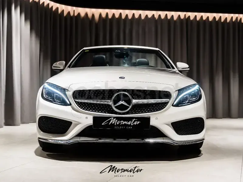 Usado Mercedes C220 194 CV (142 kW) 2018 Blanco Descapotable