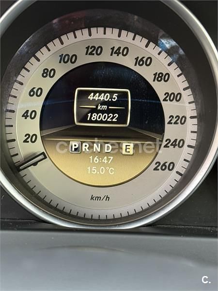 Usado Mercedes C220 Elegance 170 CV (125 kW) 2012 Gris / plata Familiar