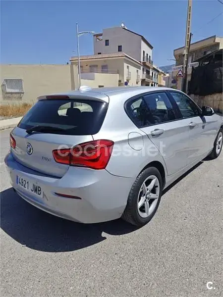 Usado BMW 116 116 CV (85 kW) 2016 Gris / plata Utilitario