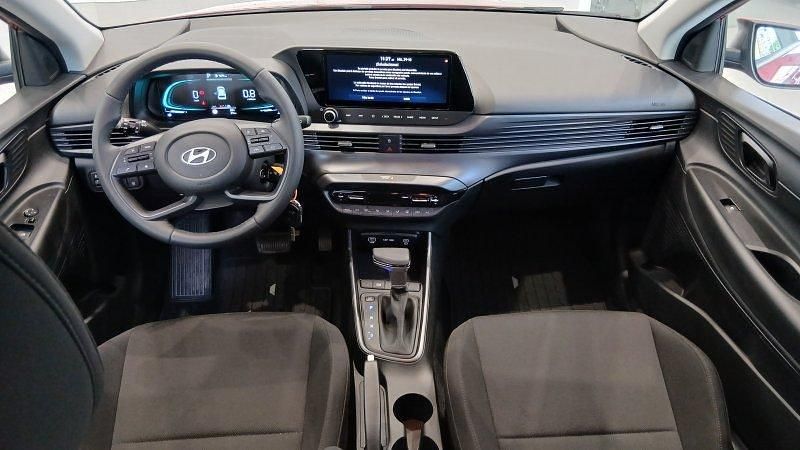 Usado Hyundai Bayon 100 CV (73 kW) 2025 Rojo dragon SUV