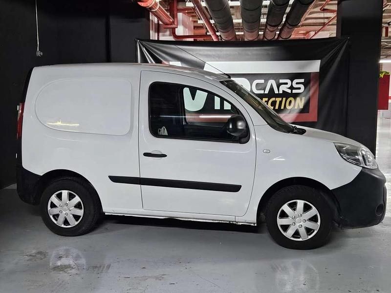 Usado Renault Kangoo 75 CV (55 kW) 2016 Blanco Monovolumen