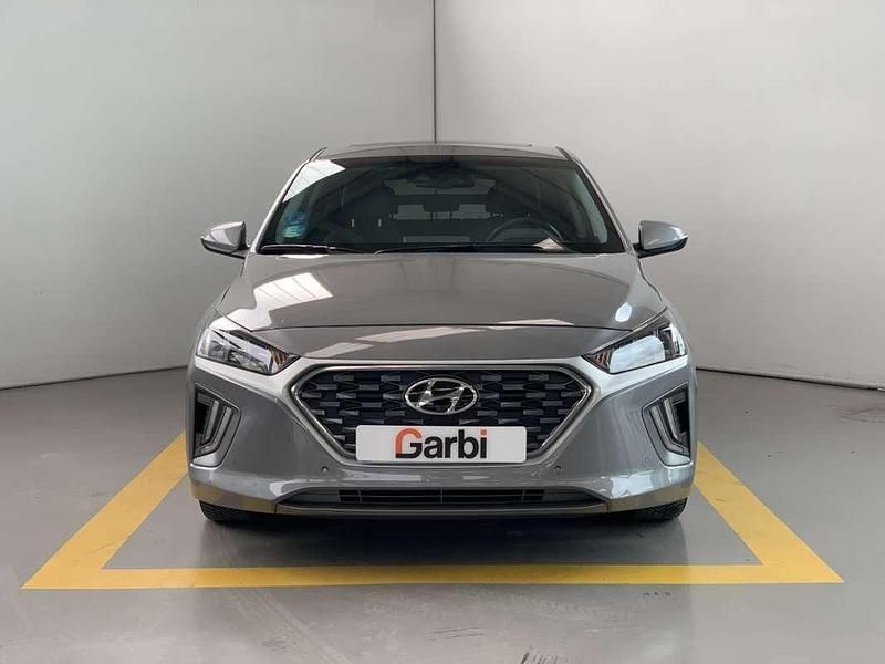 Usado Hyundai Ioniq Style 141 CV (103 kW) 2020 Gris Utilitario