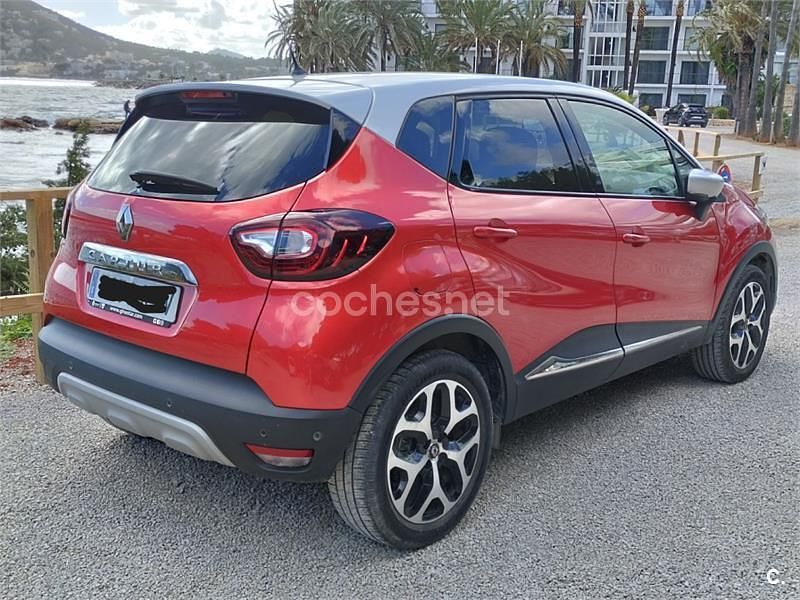 Usado Renault Captur Zen 130 CV (95 kW) 2019 Rojo SUV