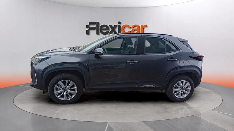 Usado Toyota Yaris Hybrid Active 116 CV (85 kW) 2025 Gris Berlina