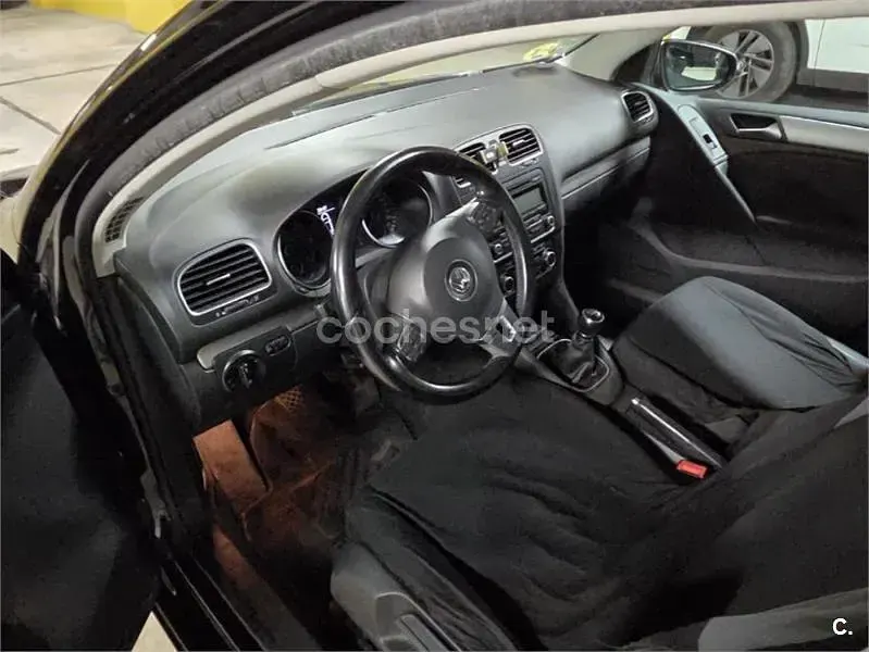 Usado VW Golf VI Advance 105 CV (77 kW) 2010 Negro Utilitario