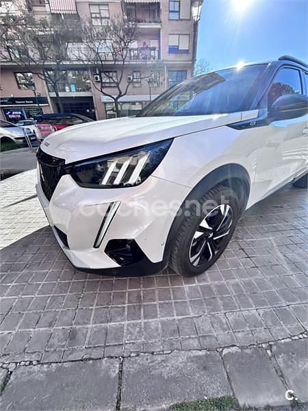 Usado Peugeot 2008 GT 130 CV (95 kW) 2022 Blanco SUV