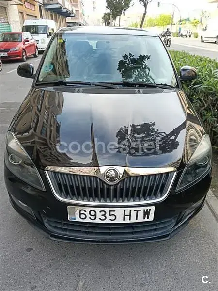 Usado Skoda Fabia 69 CV (50 kW) 2013 Negro Berlina