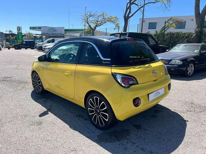 Usado Opel Adam Glam 87 CV (63 kW) 2018 Amarillo Utilitario