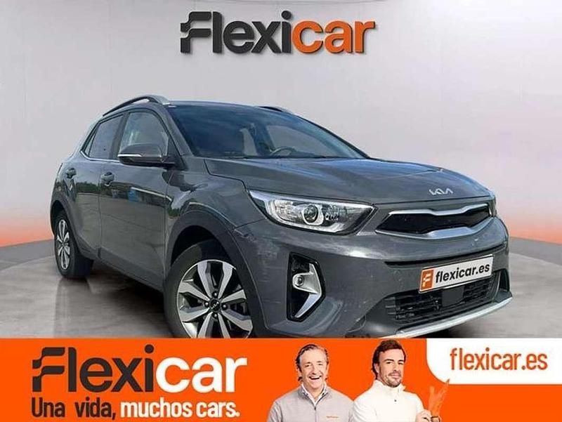 Gris Usado 2022 Kia Stonic SUV | 14.290 € (Buen precio) - Imagen 1/4