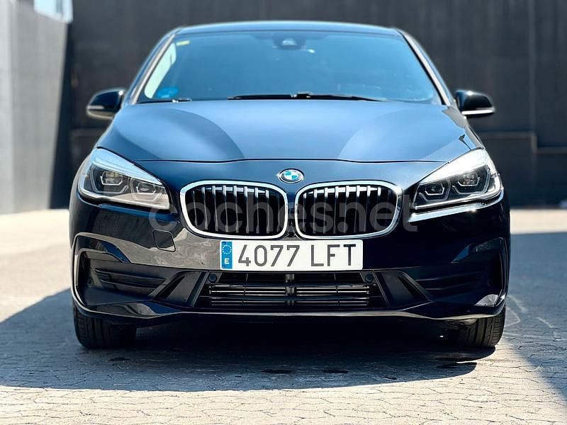 Usado BMW 225 Active Tourer iPerformance 224 CV (164 kW) 2020 Negro Monovolumen