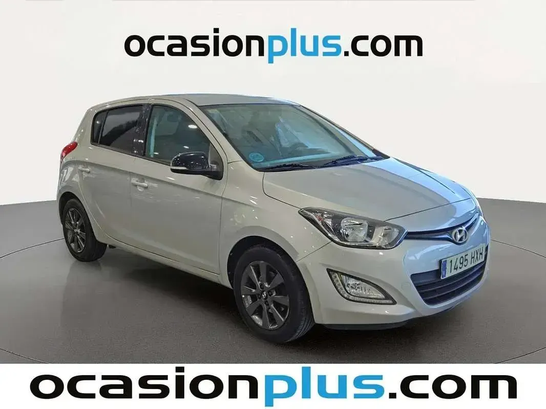 Usado Hyundai i20 GO! 85 CV (62 kW) 2014 Gris Utilitario