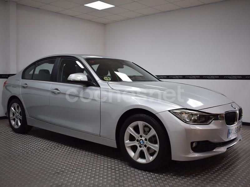 Occasion BMW 318 143 ch (105 kW) 2013 Gris Berline