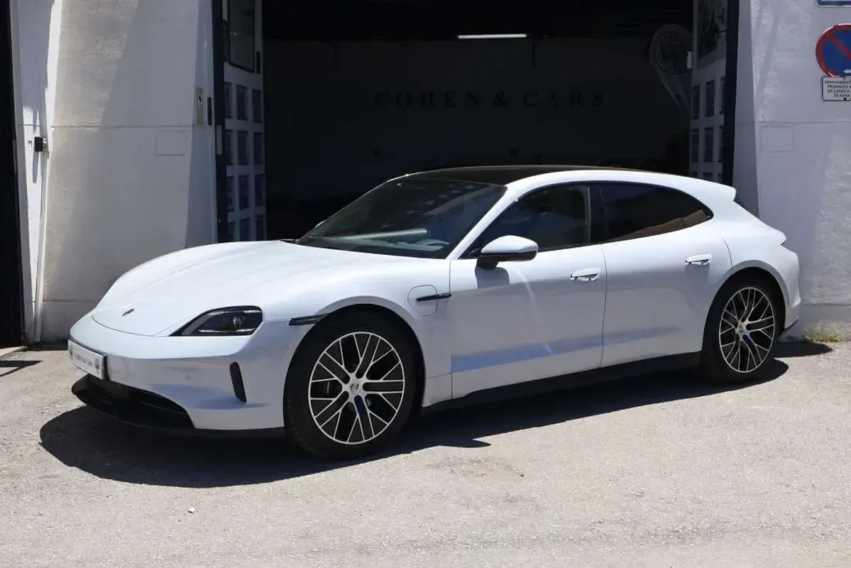 Nuevo Porsche Taycan 4 Cross Turismo Cross Turismo 319 kW (435 CV) 2026 Familiar
