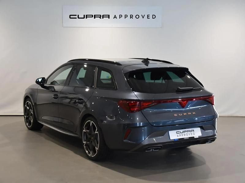 Usado Cupra Leon 150 CV (110 kW) 2025 Negro