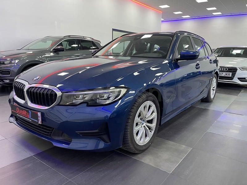 Usado BMW 320 190 CV (139 kW) 2022 Azul Familiar