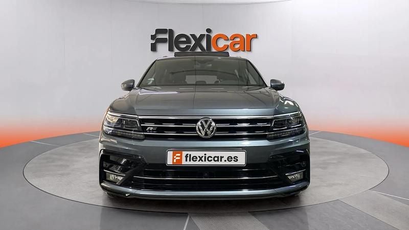 Usado VW Tiguan Allspace Sportline 150 CV (110 kW) 2019 Gris SUV