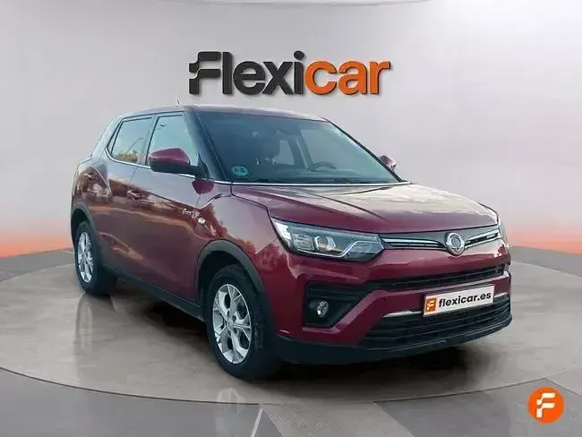 Usado SsangYong Tivoli 128 CV (94 kW) 2023 Rojo SUV