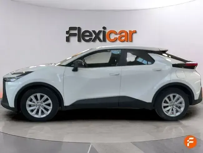 Usado Toyota C-HR Active 140 CV (102 kW) 2024 Blanco SUV