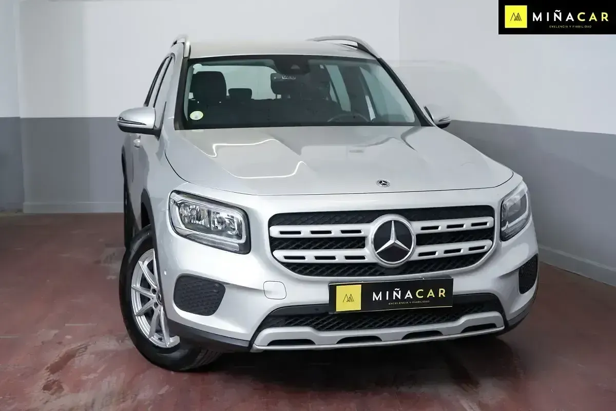 Usado Mercedes GLB200 150 CV (110 kW) 2021 Gris SUV