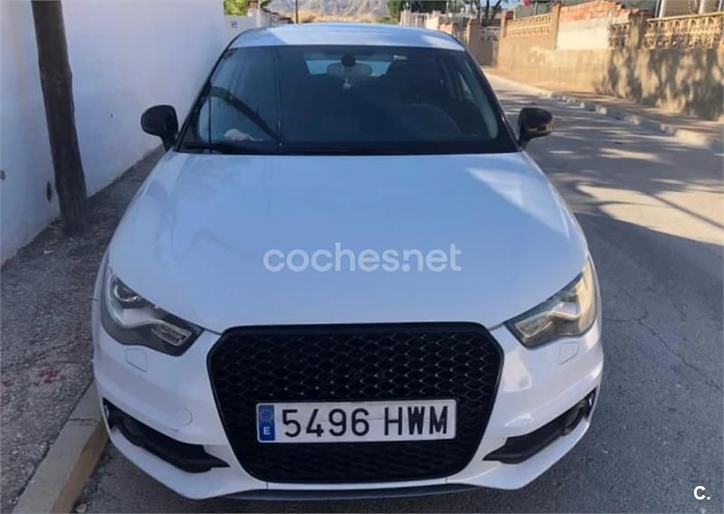 Usado Audi A1 Ambition 90 CV (66 kW) 2014 Blanco Berlina