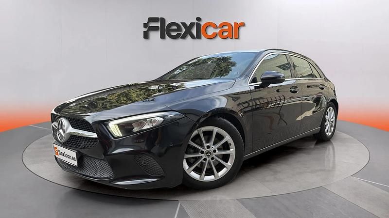 Usado Mercedes A180 116 HP (85 kW) 2019 Preto Sedan