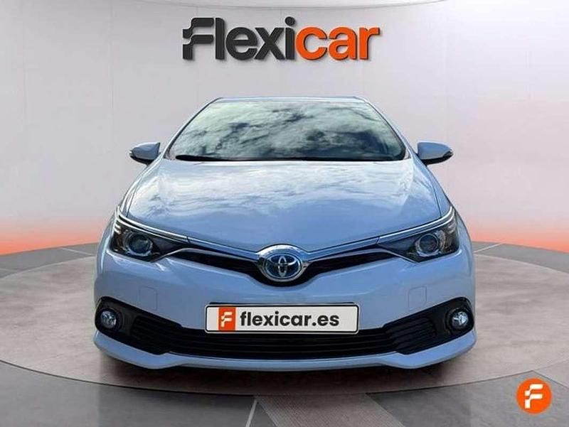 Usado Toyota Auris Hybrid Active 136 CV (100 kW) 2018 Blanco Utilitario