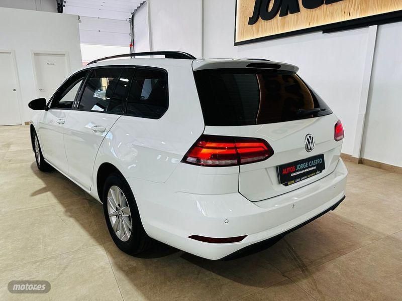 Usado VW Golf VII Edition 115 CV (84 kW) 2020 Blanco Familiar