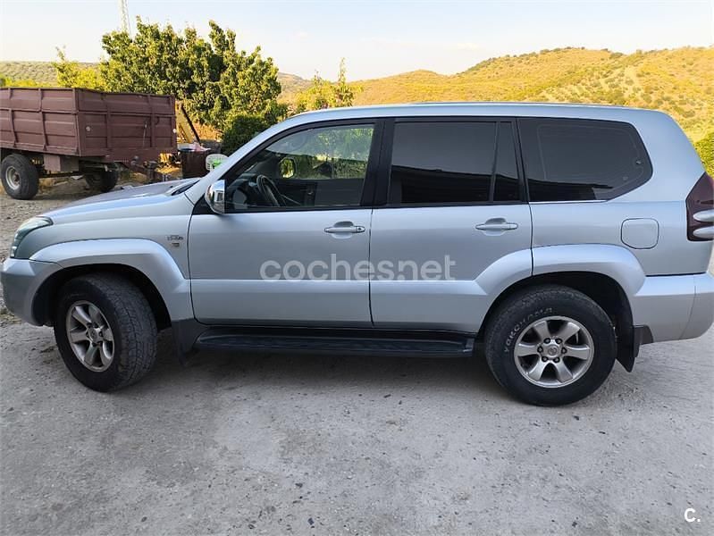 Gris / plata Usado 2004 Toyota Land Cruiser SUV | 20.000 € (Precio justo) - Imagen 1/4