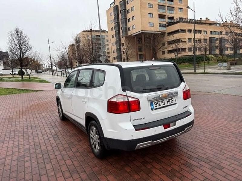 Usado Chevrolet Orlando LTZ 163 CV (119 kW) 2012 Blanco Monovolumen