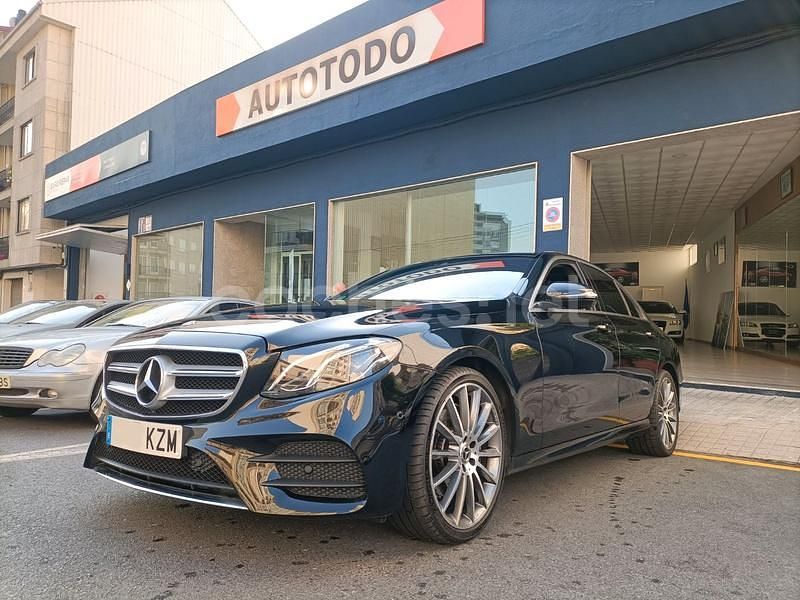 Negro Usado 2019 Mercedes E200 Berlina | 26.000 € (Precio justo) - Imagen 1/4