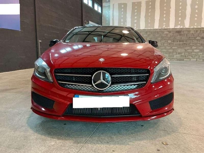 Rojo Usado 2014 Mercedes A200 AMG line Utilitario | 20.900 € (Un poco caro) - Imagen 1/4