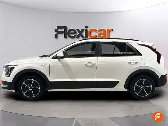 Usado Kia Niro 141 CV (103 kW) 2022 Blanco SUV