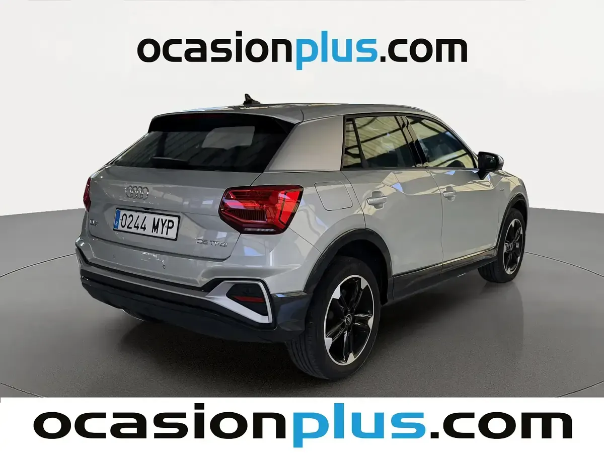 Usado Audi Q2 S-Line 150 CV (110 kW) 2025 Gris SUV