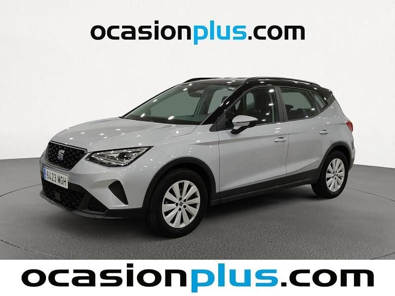 Gris plata Usado 2023 Seat Arona Style SUV | 15.355 € (Buen precio) - Imagen 1/4