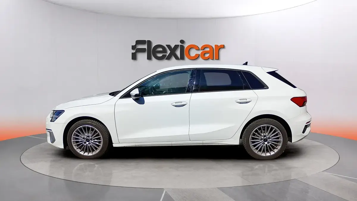Usado Audi A3 Premium 110 CV (80 kW) 2023 Blanco Berlina
